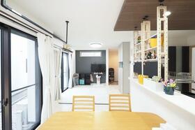 埼玉県朝霞市膝折町３丁目