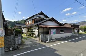 岡山県苫田郡鏡野町香々美