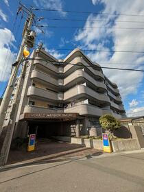 エメラルドマンション八栗