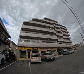 大分県中津市中央町１丁目