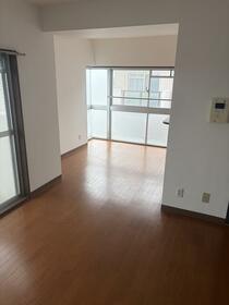 グラン・ドムール北上尾