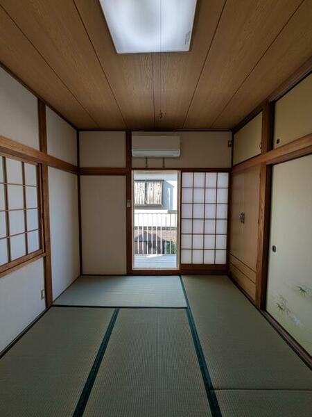 detached 埼玉県北足立郡伊奈町大字羽貫

地図を見る