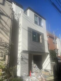 東京都目黒区三田２丁目