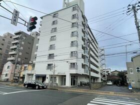 新潟県新潟市中央区東堀通１１番町