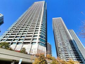 ドゥトゥールイースト（ＤＥＵＸＴＯＵＲＳ　ＥＡＳＴ）