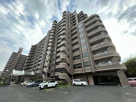 サンライフ企救丘駅前