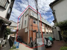 東京都渋谷区代々木３丁目