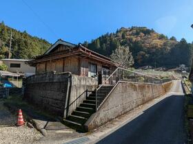 徳島県那賀郡那賀町御所谷字南屋敷