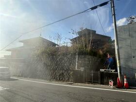 愛知県岡崎市明大寺町字向山