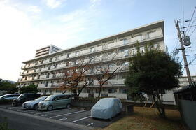 福岡県福岡市早良区四箇田団地