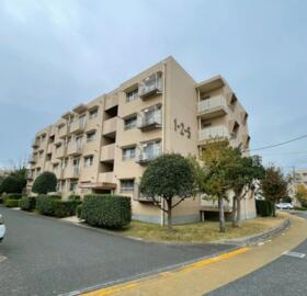 香澄一丁目住宅５号棟