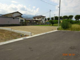 山梨県南アルプス市桃園