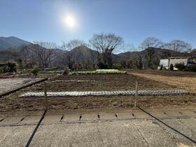 山梨県大月市富浜町鳥沢