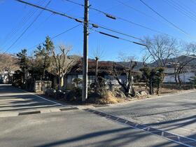 山梨県南都留郡忍野村内野