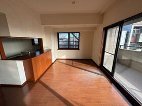 愛知県津島市錦町