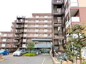 エクレール八潮　８階