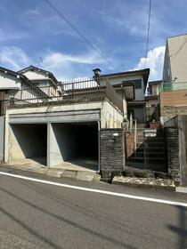 大阪府富田林市寺池台３丁目
