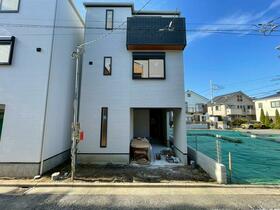 神奈川県川崎市幸区鹿島田３丁目