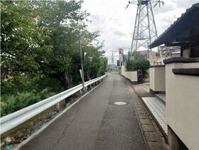 福岡県福岡市城南区長尾４丁目