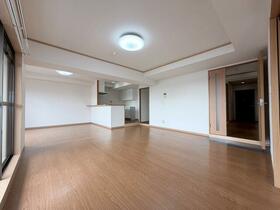 フラワーマンション新町