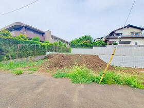 東京都稲城市平尾２丁目