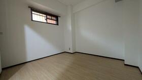 大阪府大阪市天王寺区逢阪２丁目