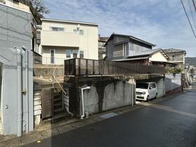 長崎県長崎市新小が倉１丁目