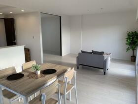 大阪府堺市堺区中安井町３丁