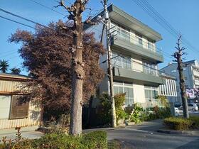 高知県高知市鴨部１丁目