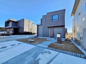 千葉県富里市七栄