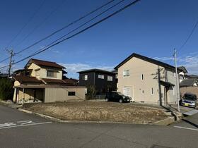 石川県白山市専福寺町