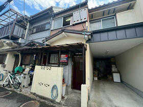 大阪府東大阪市御厨東２丁目