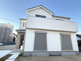 兵庫県加古川市平岡町新在家