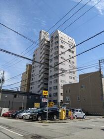 秋田県秋田市中通６丁目