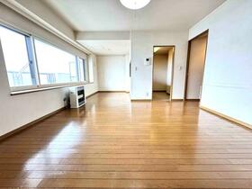 北海道札幌市白石区東札幌一条４丁目