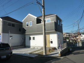 神奈川県座間市南栗原６丁目