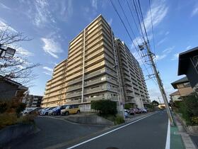 クレストコート中井