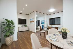 東京都八王子市大和田町６丁目