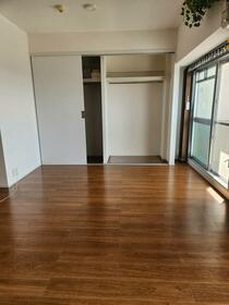 神奈川県座間市入谷東２丁目