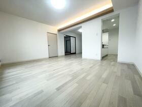 北海道札幌市白石区中央一条３丁目