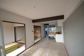 ロフティパレス宇佐?１１０５号