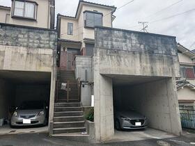 奈良県奈良市富雄元町１丁目