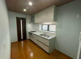 愛知県名古屋市中川区服部２丁目