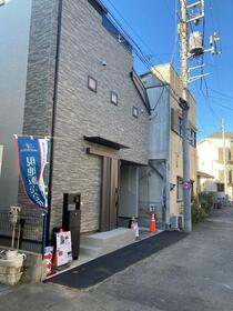 東京都新宿区北新宿３丁目