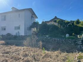 三重県津市美里町穴倉