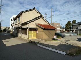 石川県金沢市長土塀３丁目