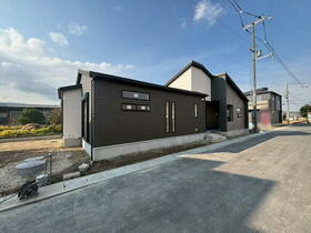 奈良県大和高田市大字西坊城