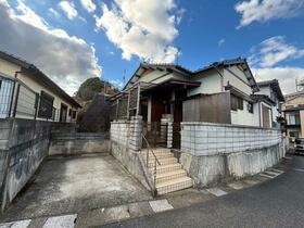 福岡県北九州市小倉南区石田町