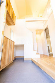 東京都町田市金井ヶ丘３丁目