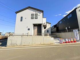 東京都稲城市東長沼